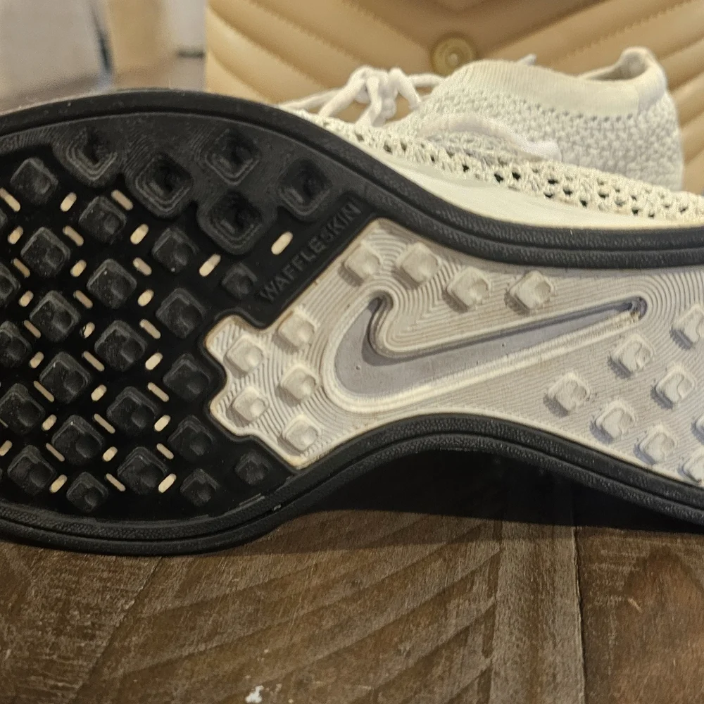 Nike Racing - Picture 4 of 5